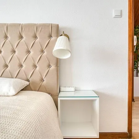 Spacious House In Porto For Family And Friends Holiday home