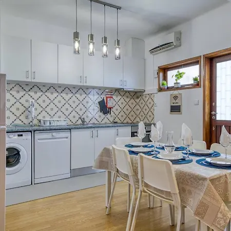 Casa vacanze Spacious House In Porto For Family And Friends