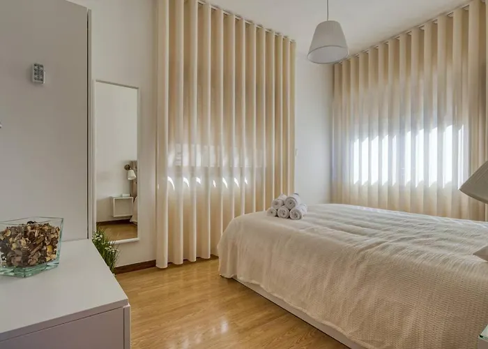 Spacious House In Porto For Family And Friends Сasa de vacaciones Maía