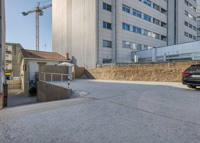 Сasa de vacaciones Spacious House In Porto For Family And Friends