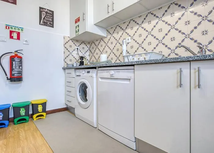 Spacious House In Porto For Family And Friends Мая